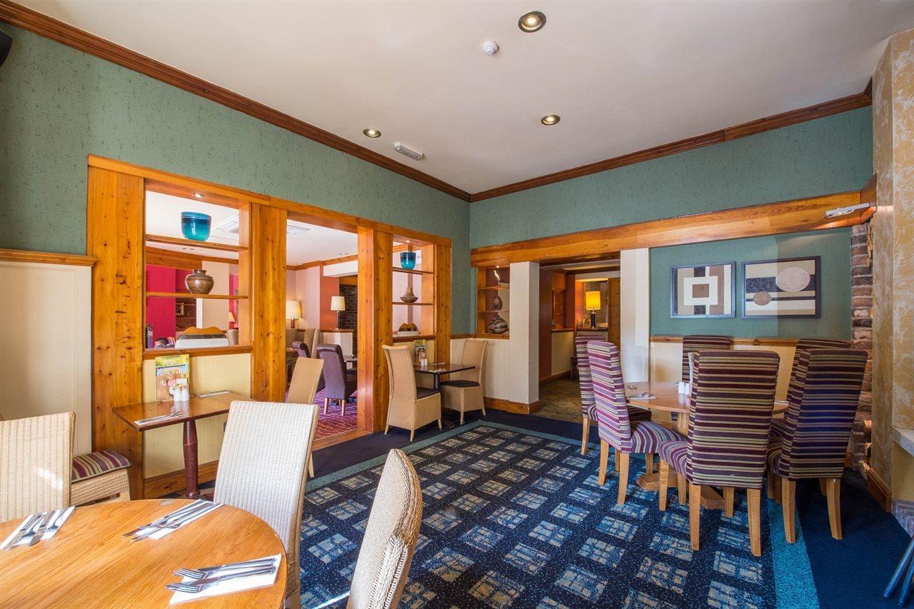 Premier Inn Bournemouth East 외부 사진