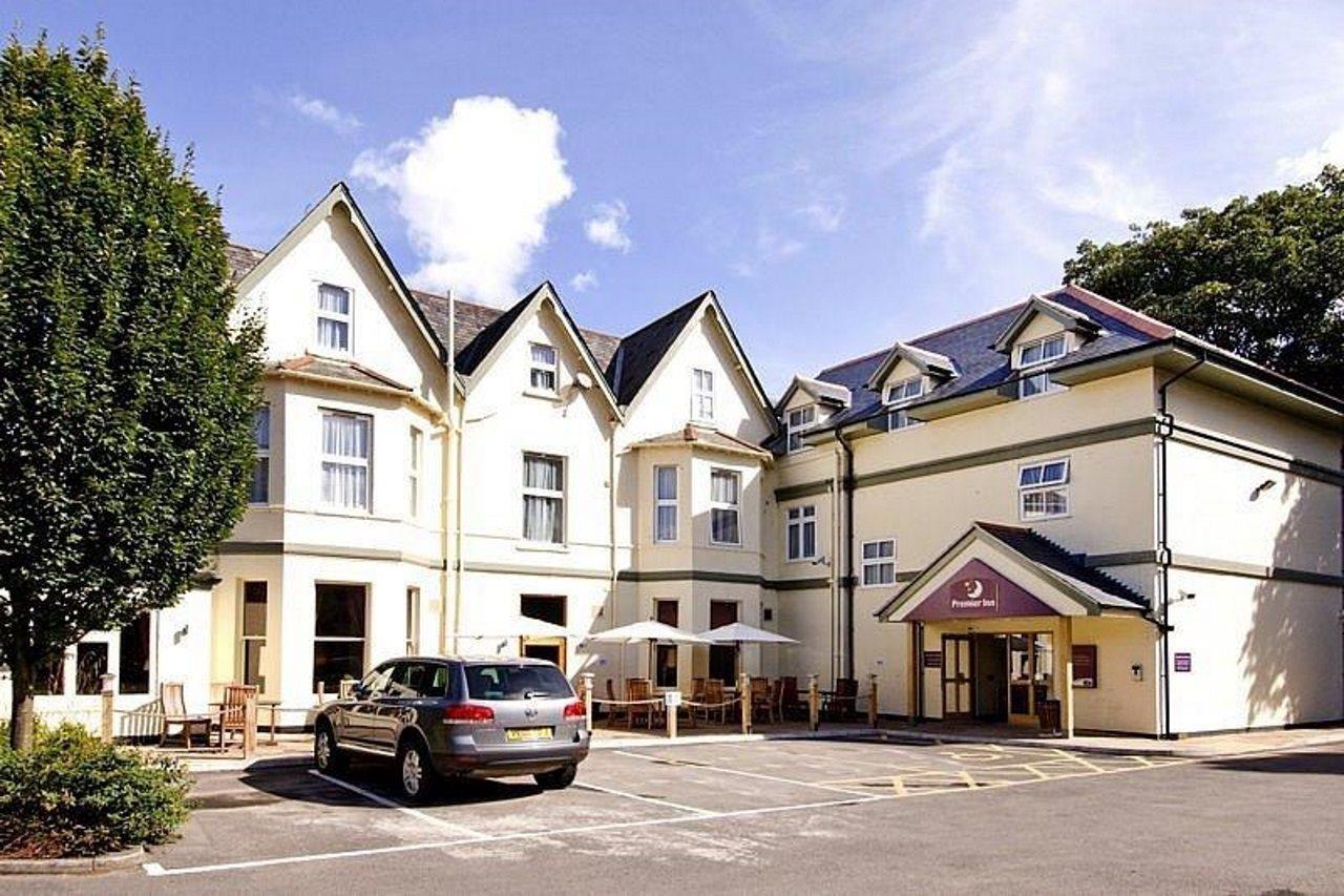 Premier Inn Bournemouth East 외부 사진